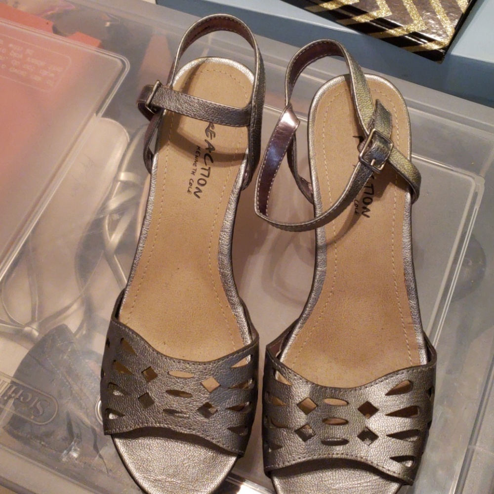 Kenneth Cole Heels